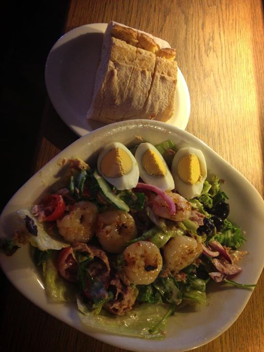 gemischter Salat mit Ei und Scampi | Biancas Blog